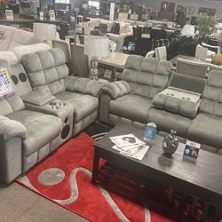 Reclining Sofa Loveseat! Bluetooth Speakers! ⭐️📺📱