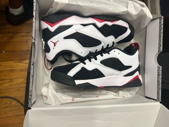 Air Jordan Low-Top Sneakers White Black Red