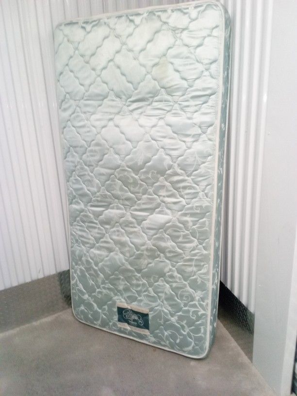 Twin Mattress 