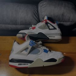 What the Air jordan 4s 