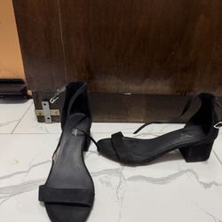 Description of Shoes  Brand: Trash Size: 7.5 (US) Material: Black suede Style: Open-toe block heels with ankle straps Condition: Lightly used with min