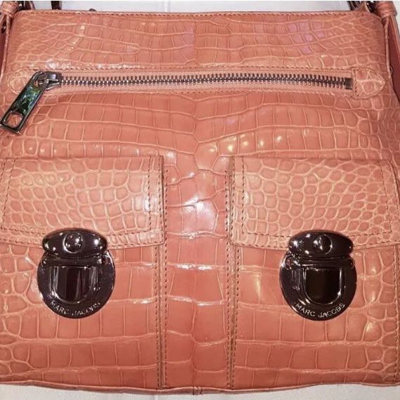 MARC JACOBS Sophia ALLIGATOR Salmon Luxury Women's Purse Bag 12.5 x 9 - Original  price $6.950 for Sale in Issaquah, WA - OfferUp
