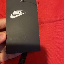 Red Nike Tech Size M