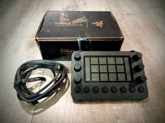 Razer Stream Controller (Powered by Loupedeck) - With Box & Cable