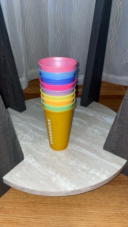 Starbucks Cups 
