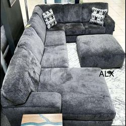 Brand New (Ashley Sectional Ballinasloe Smoke Free Delivery 🚚