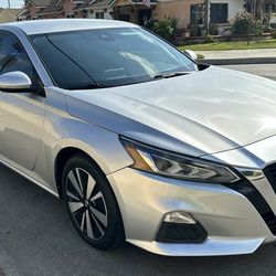2021 Nissan Altima 2.5 SV