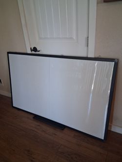 Extra large,, dry erase board, message board, whiteboard with ledge  office, offices, buisness, equipment, schools ,