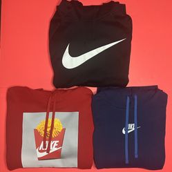 2 Nike Hoodies & 1 Matching Nike Set 