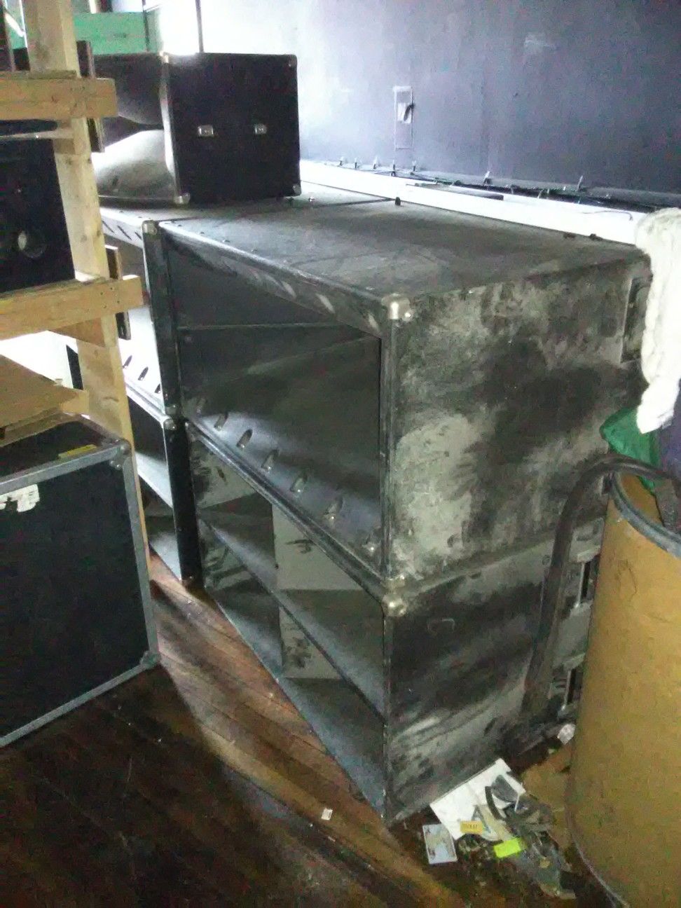 PV SPEAKERS