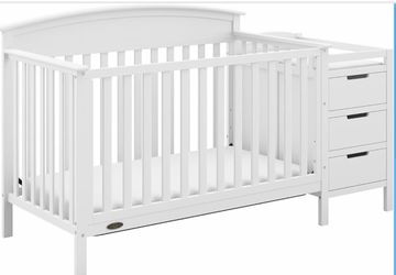 Graco Benton 4-in-1 Convertible Crib and Changer, White GREENGUARD Gold Certified, Baby Crib & Changing Table Combo, Includes Water-Resistant Changing