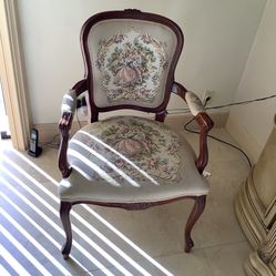 Italian Armchair Solid Wood For Living Rooms