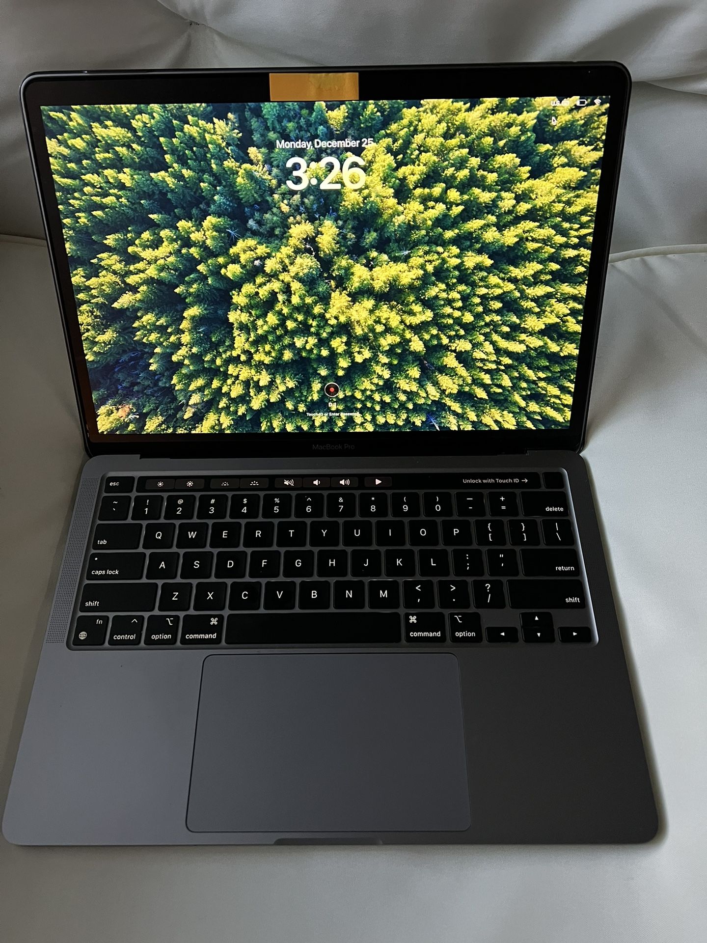 2020 MacBook Pro M1 1TB 16gb RAM