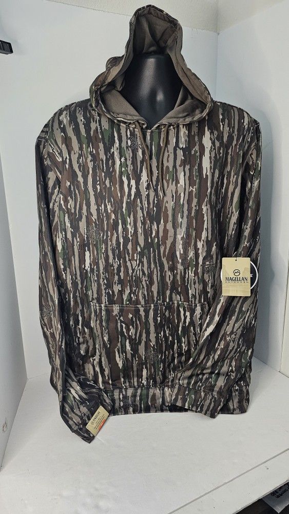 Mens XL Magellan RealTree Camo Hoodie