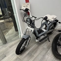 Cake Electrical Bike 