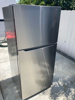 Insignia Fridge