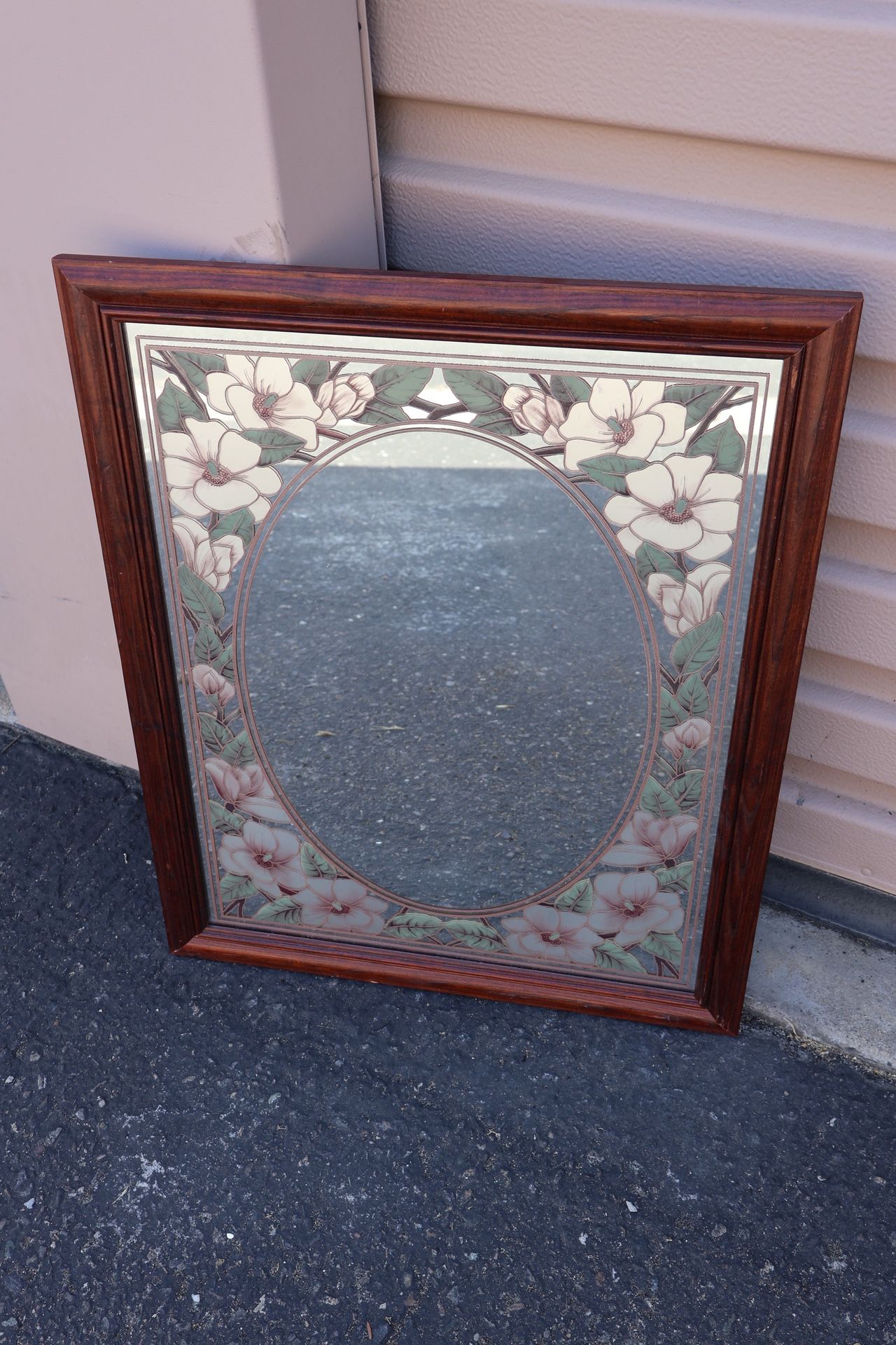 Small Flower Hanging Mirror