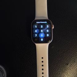 Apple Watch Series 10      42mm Aluminum Casing 