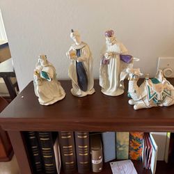 FIRST BLESSING NATIVITY THREE KINGS FIGURINES BY LENOX