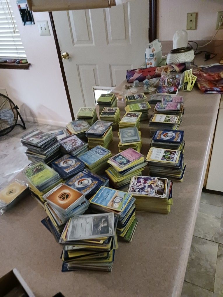 ****!!! POKEMON CARDS AND OTHER STUFF!!!!****