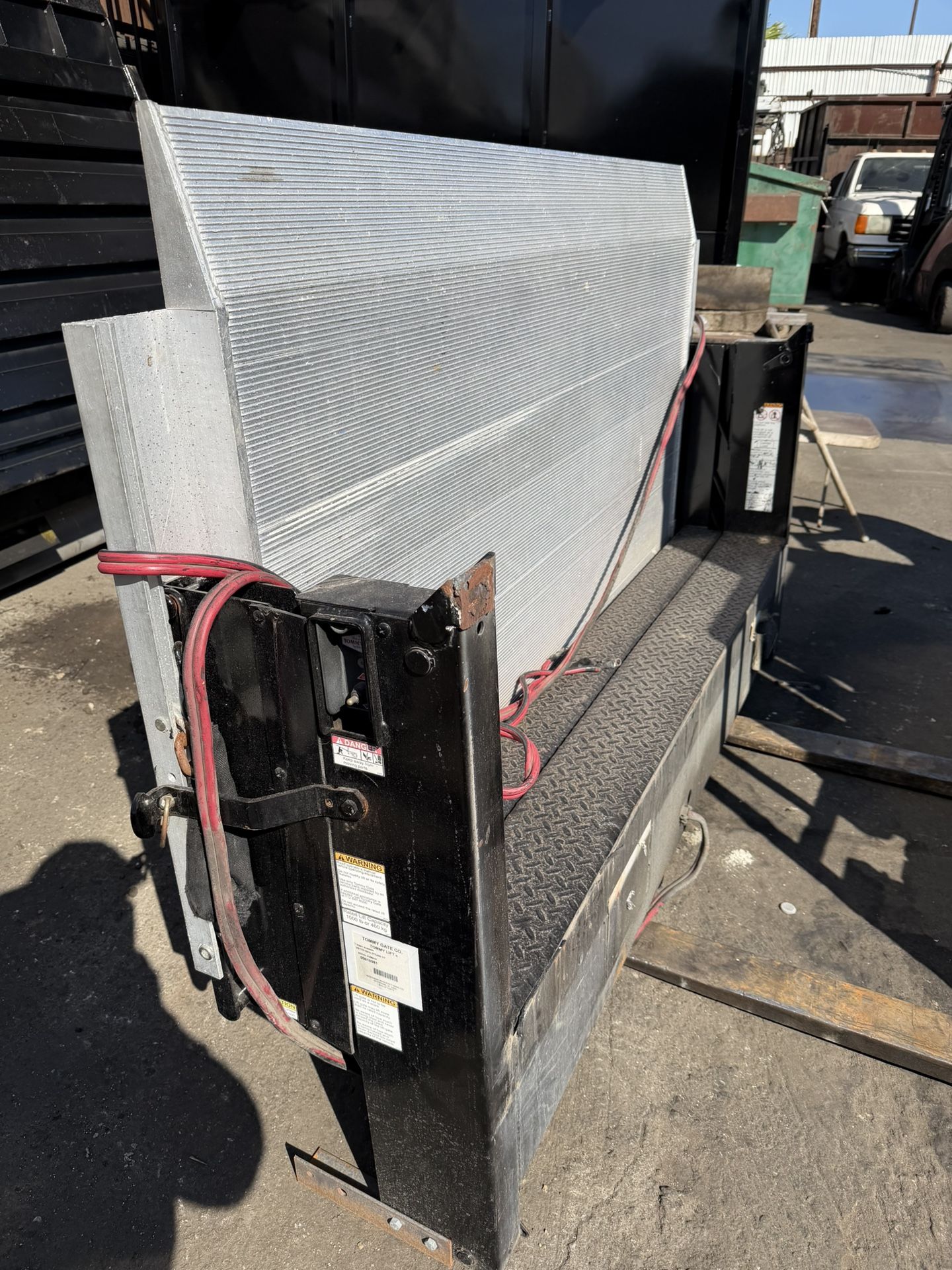 Lift Gate Aluminum 2800