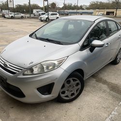 2013 Ford Fiesta