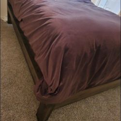 Wooden Bed Frame Queen