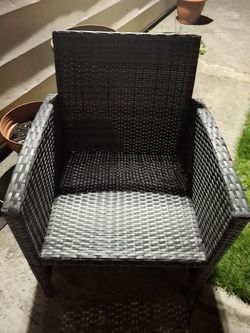 Summer lounge yard chair