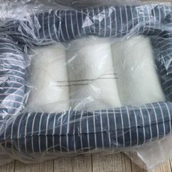 New Boots & Barkley Large Pet Dog Bed