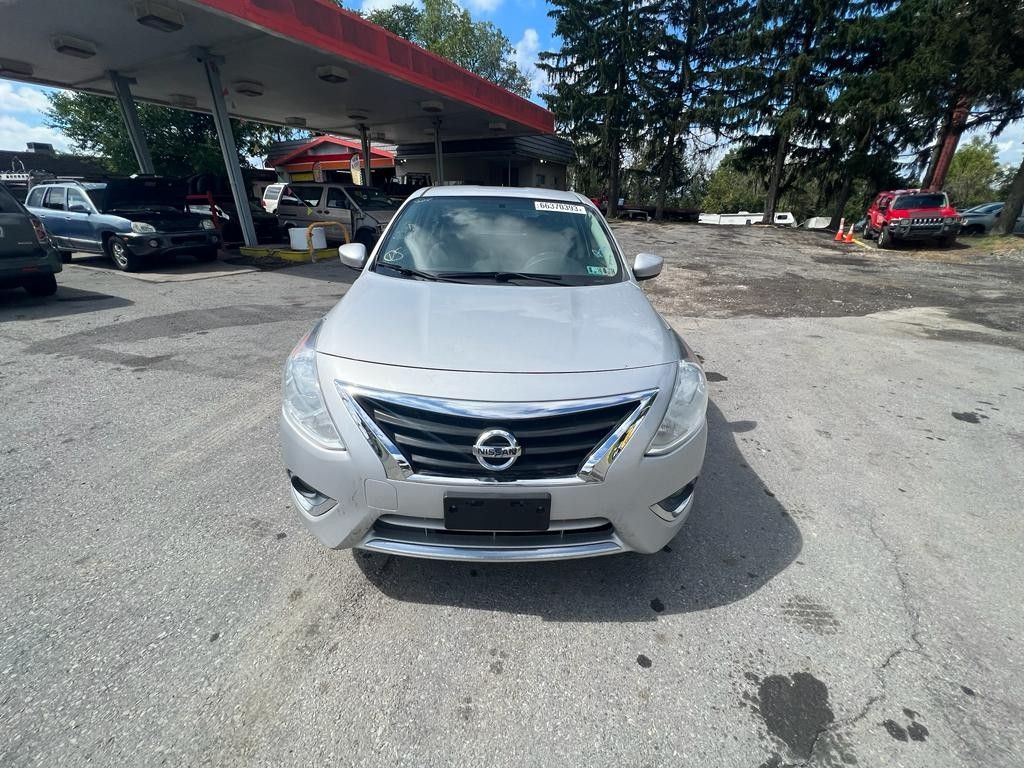 2015 Nissan Versa