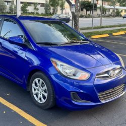 2014 Hyundai Accent GS – Clean Title – A/C Cold – Runs Perfect – Gas Saver
