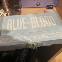 Jeffree Star Blue Blood Eyeshadow Palette 