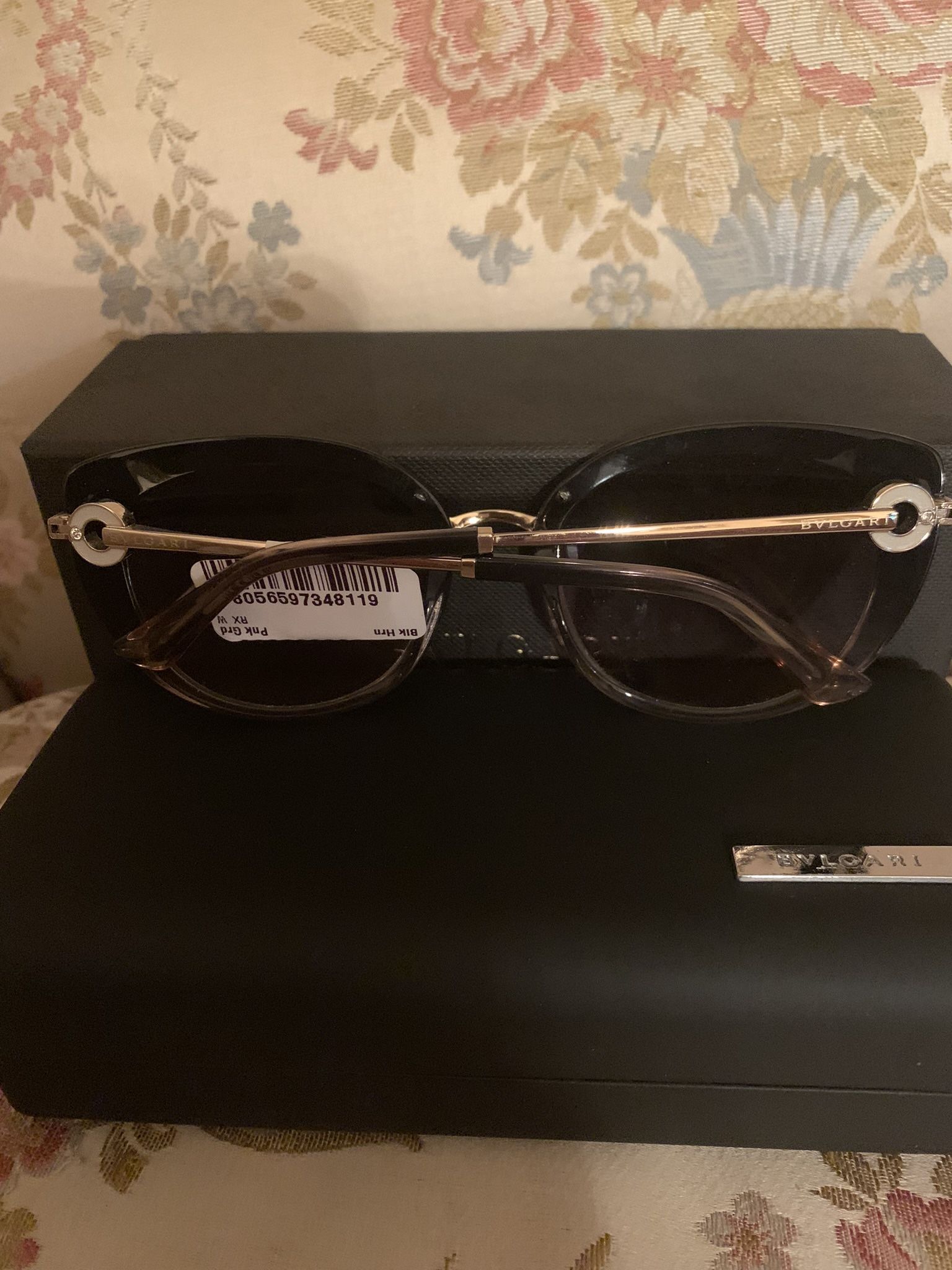 Authentic Bvlgari Sunglass New With Tags Retail $473  display picture 1