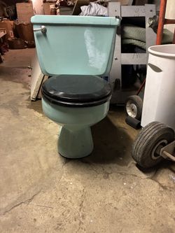 American Standard Vintage Mint Green Toilet, Model #4049 (Aug. 17)