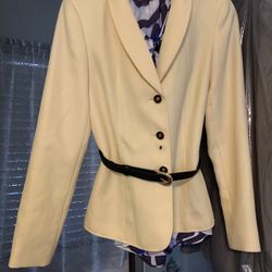 TAHARI Set.  $12.00.  Chino, CaTAHATI