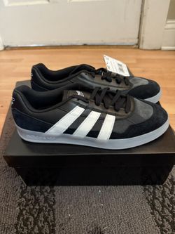 Adidas Aloha Super Size 8.5