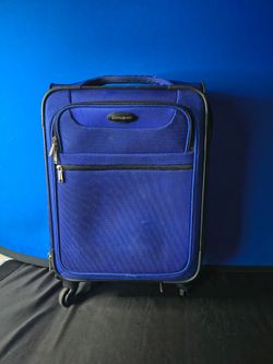 Large Blue Samsonite Suitcase with Wheels