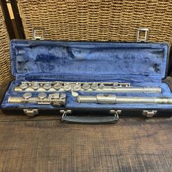 Bundy II Student Flute by Selmer – Complete w/ Case