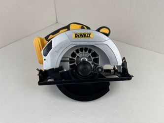 DeWalt saw