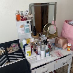 Vanity 