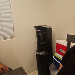 Primo Water Despencer 