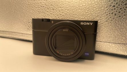 Sony cyber shot X100VII