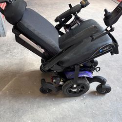 (like new)  Quickie Wheelchair