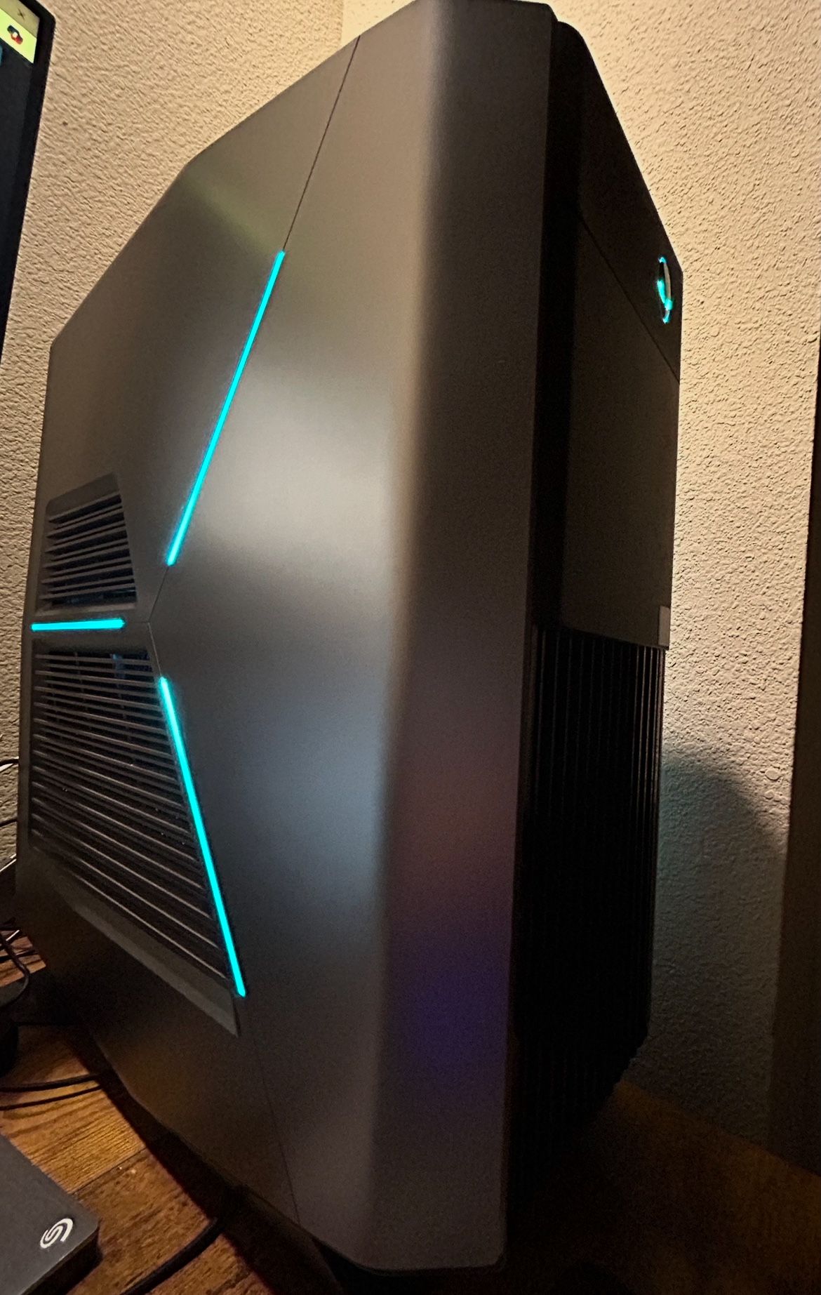 Gaming PC – Intel i5-9400, GTX 1660 Ti, 16GB RAM, 1TB SSD + 2TB HDD