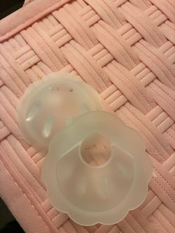 Haakaa silicone nipple shield