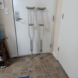 Crutches/Muletas
