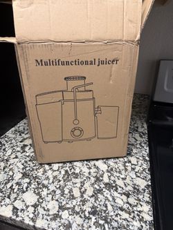 Powerful juicer brand new