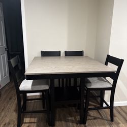 Living Spaces Dining Table 