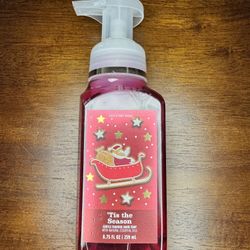 NEW- Bath & Body Works 'Tis the Season Foaming Hand Soap