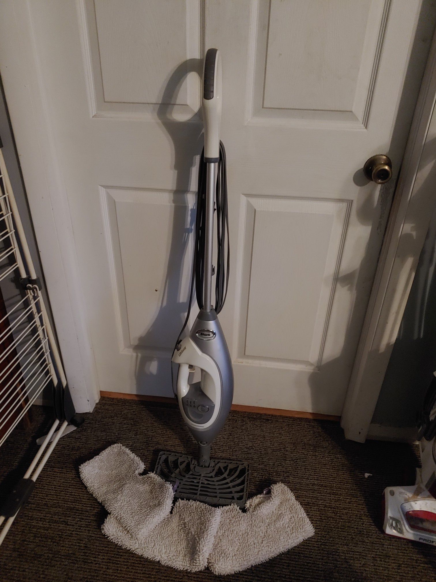 Shark steam mop/upholstery cleaner